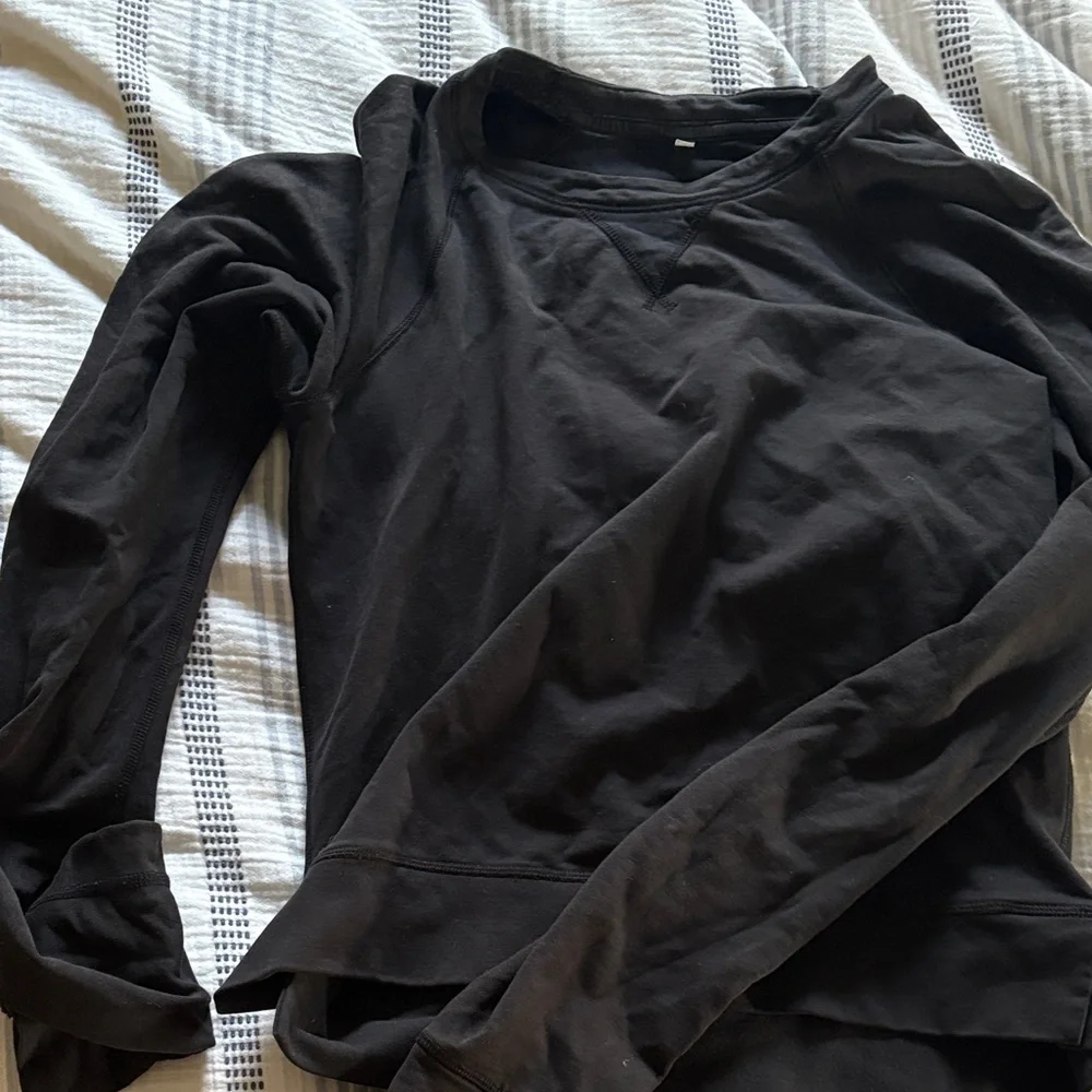 Lululemon Black Long Sleeve Crewneck Sweater 6 - Picture 2 of 6